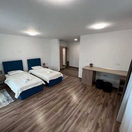 Aparthotel Plevnei4 Cluj-Napoca Extérieur photo